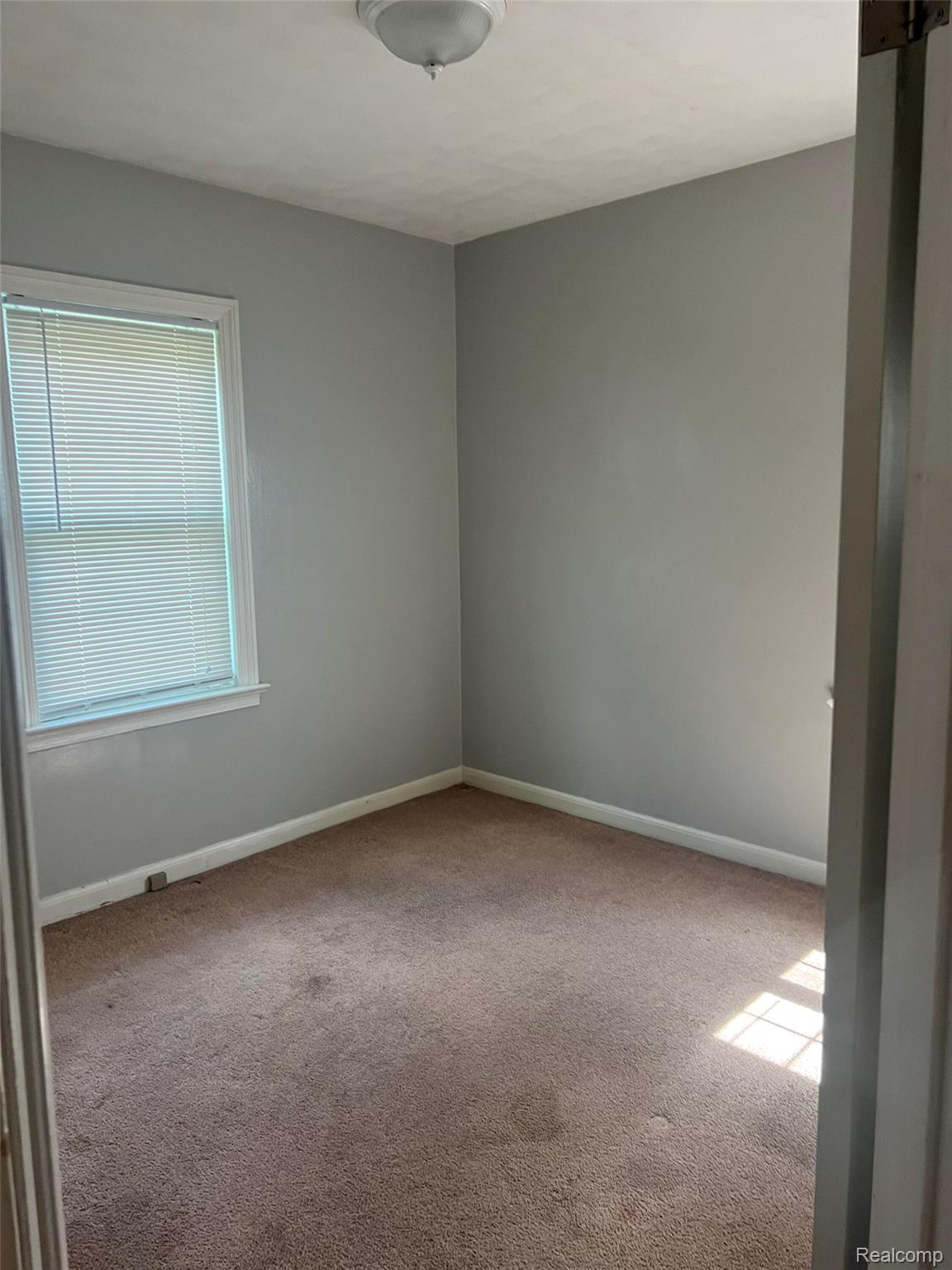 603 Parkwood Street Monroe, MI 48162 - Photo 11 of 13 011_beyc6a3d1826c1e89.jpg