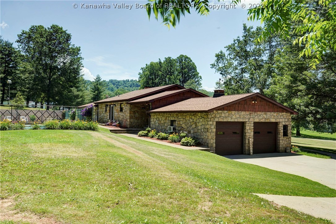 646 Thomas Road St. Albans, WV 25177 - Photo 4 of 50 Gallery Image 4
