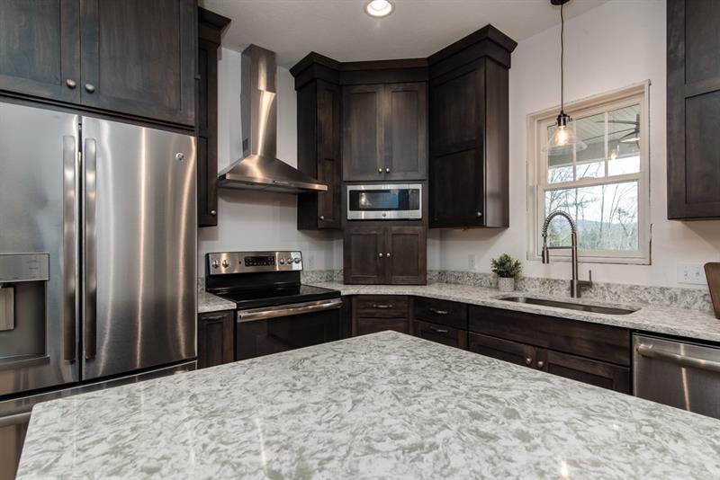 107 Eckstein Road Renfrew, PA 16053 - Photo 8 of 25