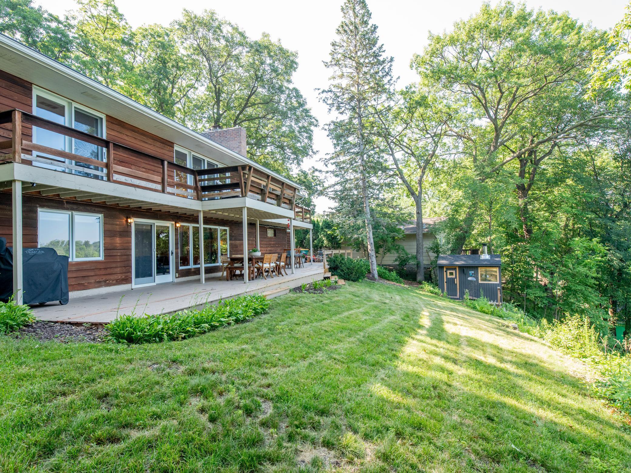8218 Oakmere Road Bloomington, MN 55438 - Photo 39 of 53 Gallery Image 39