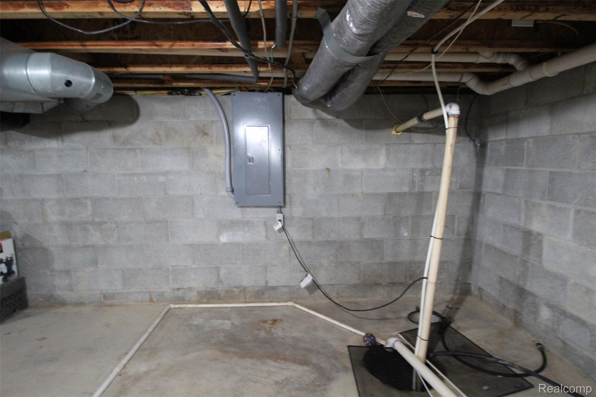 2568 Valentine Road Lapeer, MI 48446 - Photo 30 of 42 Additional content