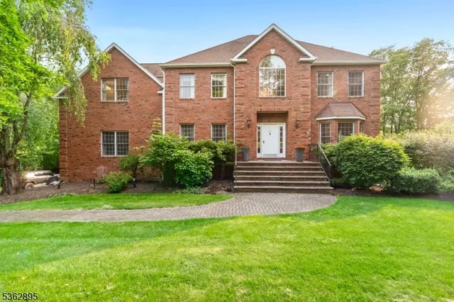 $1,200,000 | 20 Crestview Lane, Sparta, NJ 07871