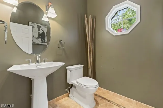 $1,200,000 | 20 Crestview Lane, Sparta, NJ 07871