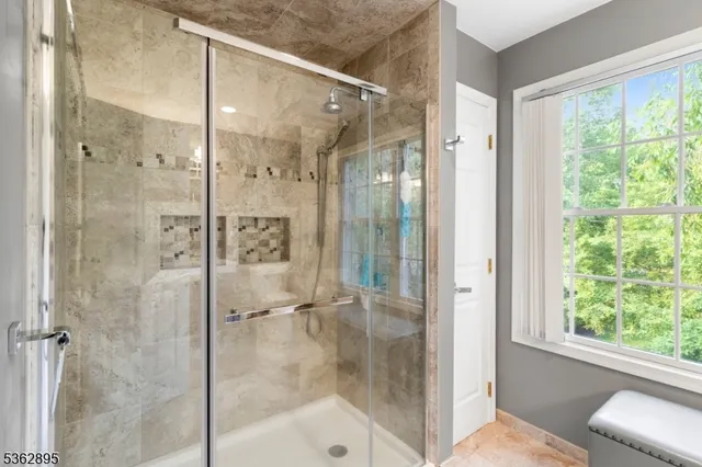 $1,200,000 | 20 Crestview Lane, Sparta, NJ 07871