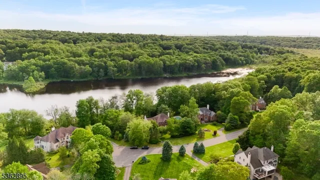 $1,200,000 | 20 Crestview Lane, Sparta, NJ 07871