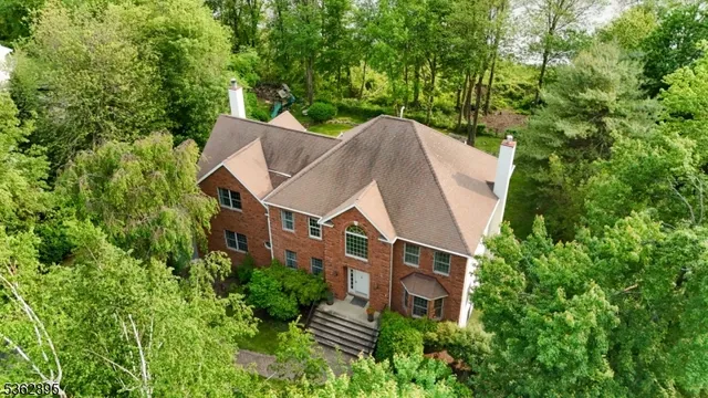 $1,200,000 | 20 Crestview Lane, Sparta, NJ 07871