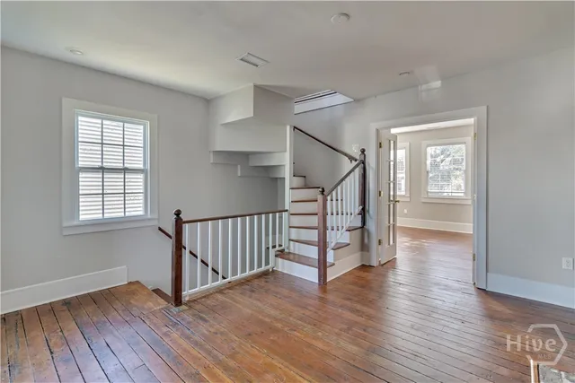 $2,150 | 516 1/2 East Jones Street, Savannah, GA 31401