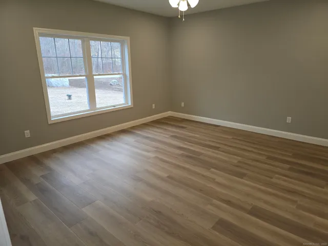 $569,900 | 67 Paradise Drive, Brooklyn, CT 06234