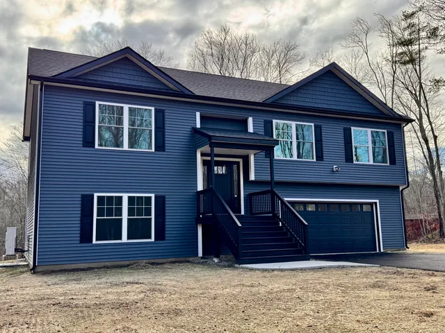 $569,900 | 67 Paradise Drive, Brooklyn, CT 06234