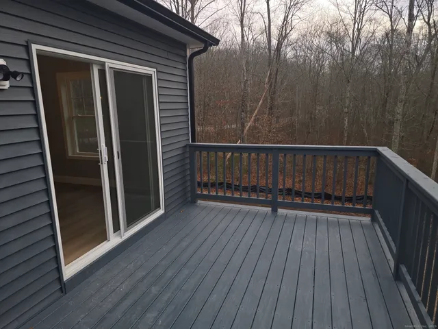 $569,900 | 67 Paradise Drive, Brooklyn, CT 06234