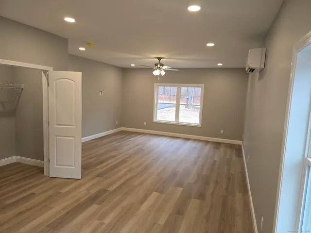 $569,900 | 67 Paradise Drive, Brooklyn, CT 06234