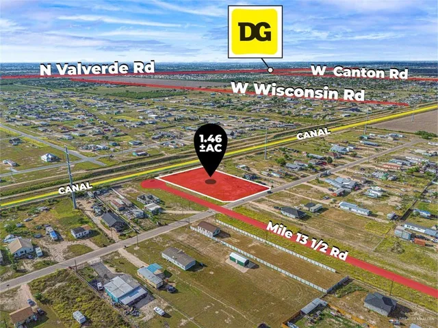 a view of a tennis court