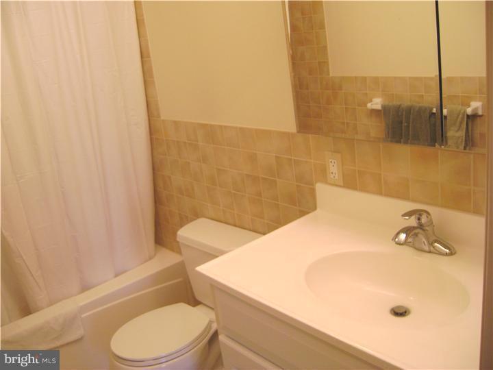411 California Road Quakertown, PA 18951 - Photo 12 of 23 Bathroom