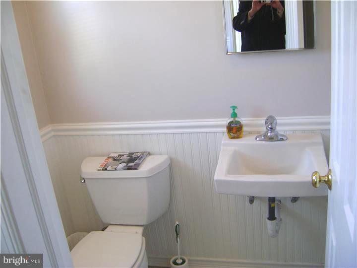 411 California Road Quakertown, PA 18951 - Photo 17 of 23 Half Bath
