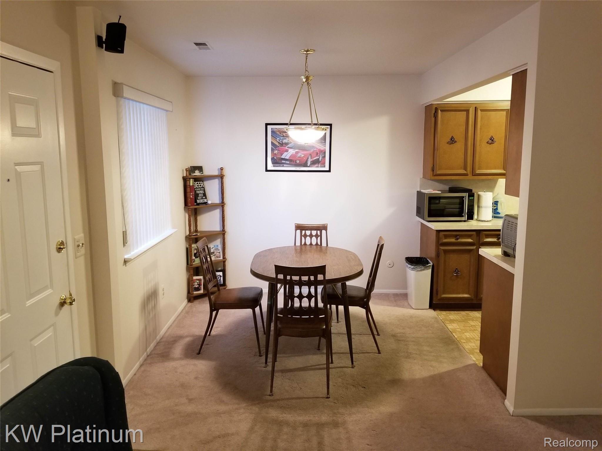 34395 Mulvey Road Fraser, MI 48026 - Photo 7 of 22 7.jpg