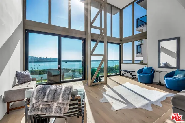 $2,875,000 | 5515 Pacific Avenue, Unit 1, Marina del Rey, CA 90292