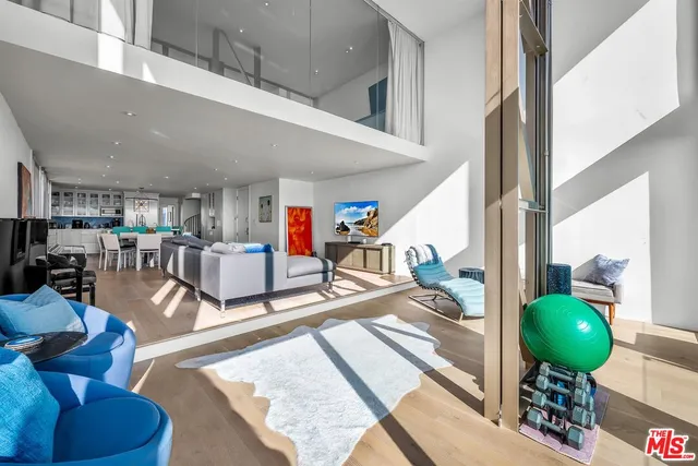 $2,875,000 | 5515 Pacific Avenue, Unit 1, Marina del Rey, CA 90292