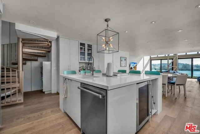 $2,875,000 | 5515 Pacific Avenue, Unit 1, Marina del Rey, CA 90292