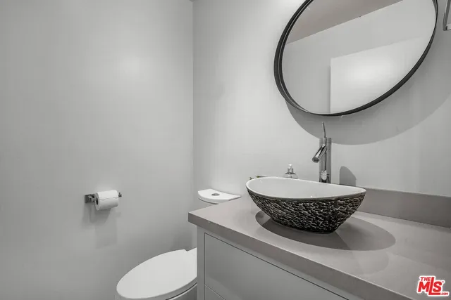 $2,875,000 | 5515 Pacific Avenue, Unit 1, Marina del Rey, CA 90292