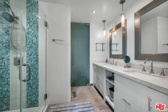 $2,875,000 | 5515 Pacific Avenue, Unit 1, Marina del Rey, CA 90292