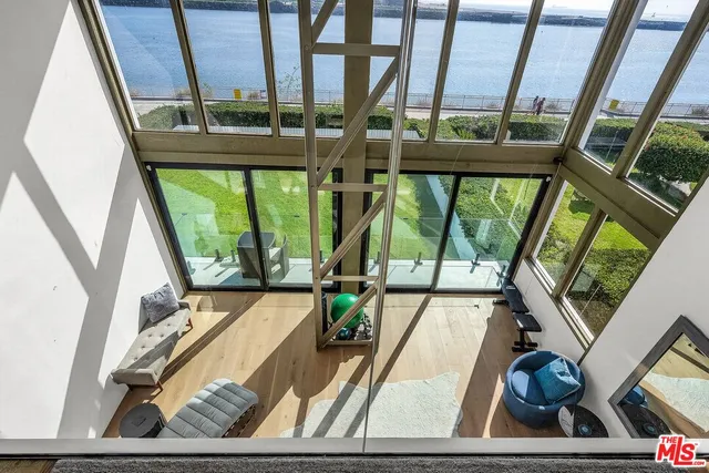 $2,875,000 | 5515 Pacific Avenue, Unit 1, Marina del Rey, CA 90292