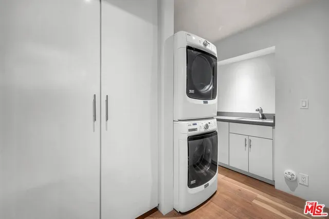 $2,875,000 | 5515 Pacific Avenue, Unit 1, Marina del Rey, CA 90292