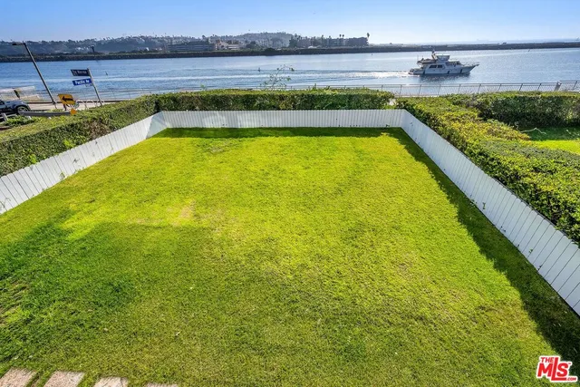 $2,875,000 | 5515 Pacific Avenue, Unit 1, Marina del Rey, CA 90292