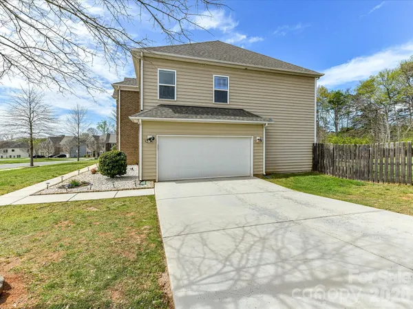 $650,000 | 5304 Auburn Hill Lane, Charlotte, NC 28269