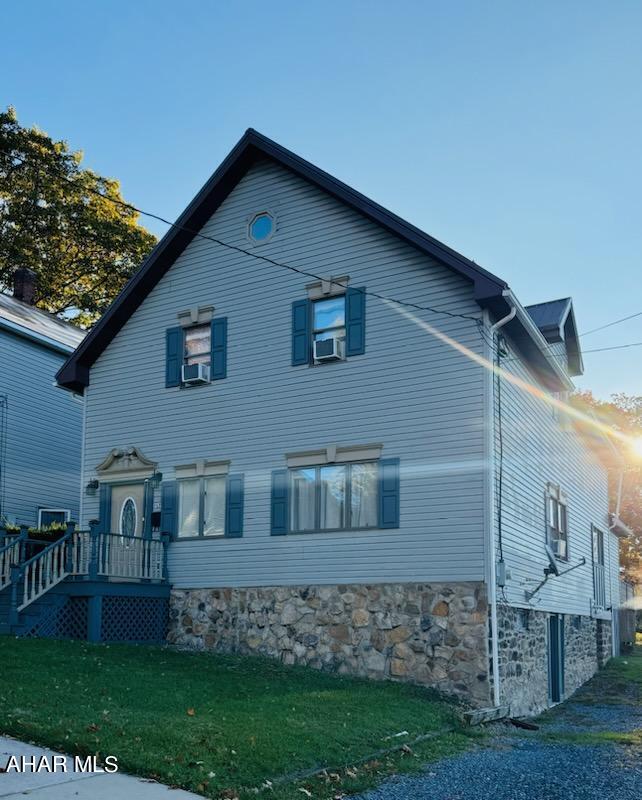 417 3rd Street Cresson, PA 16630 - Photo 4 of 59