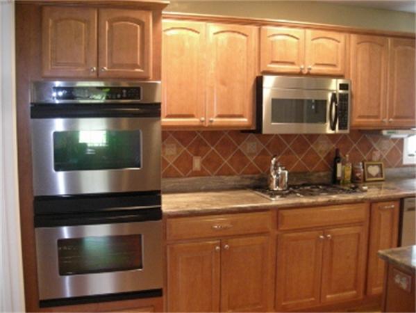 18 Ridgeland Heights Road Haverhill, MA 01832 - Photo 3 of 23 Gallery Image 3