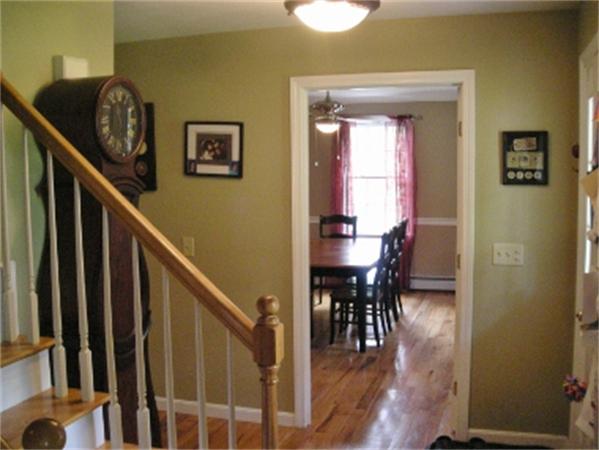 18 Ridgeland Heights Road Haverhill, MA 01832 - Photo 7 of 23 Gallery Image 7
