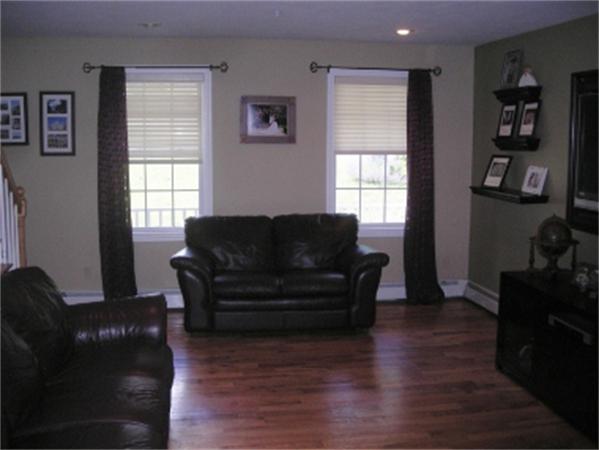18 Ridgeland Heights Road Haverhill, MA 01832 - Photo 9 of 23 Gallery Image 9