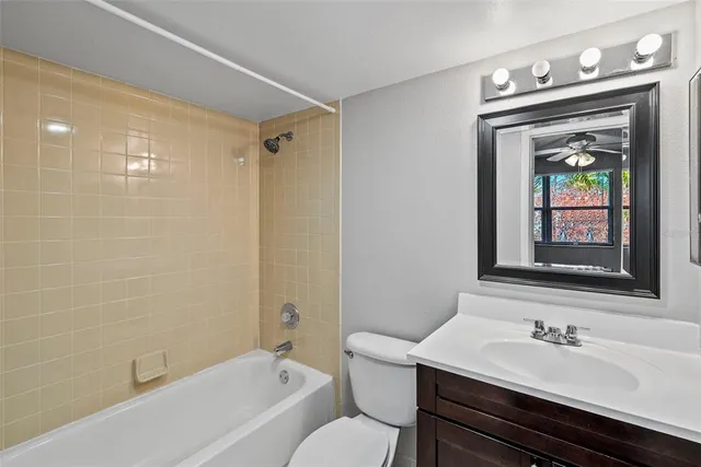 $229,900 | 1918 Pelican Landing Boulevard, Unit 1125, Clearwater, FL 33762