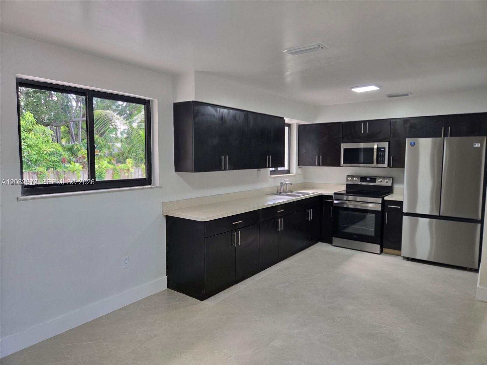 13100 Northeast 3rd Court, Unit 1 North Miami, FL 33161 - Photo 9 of 17