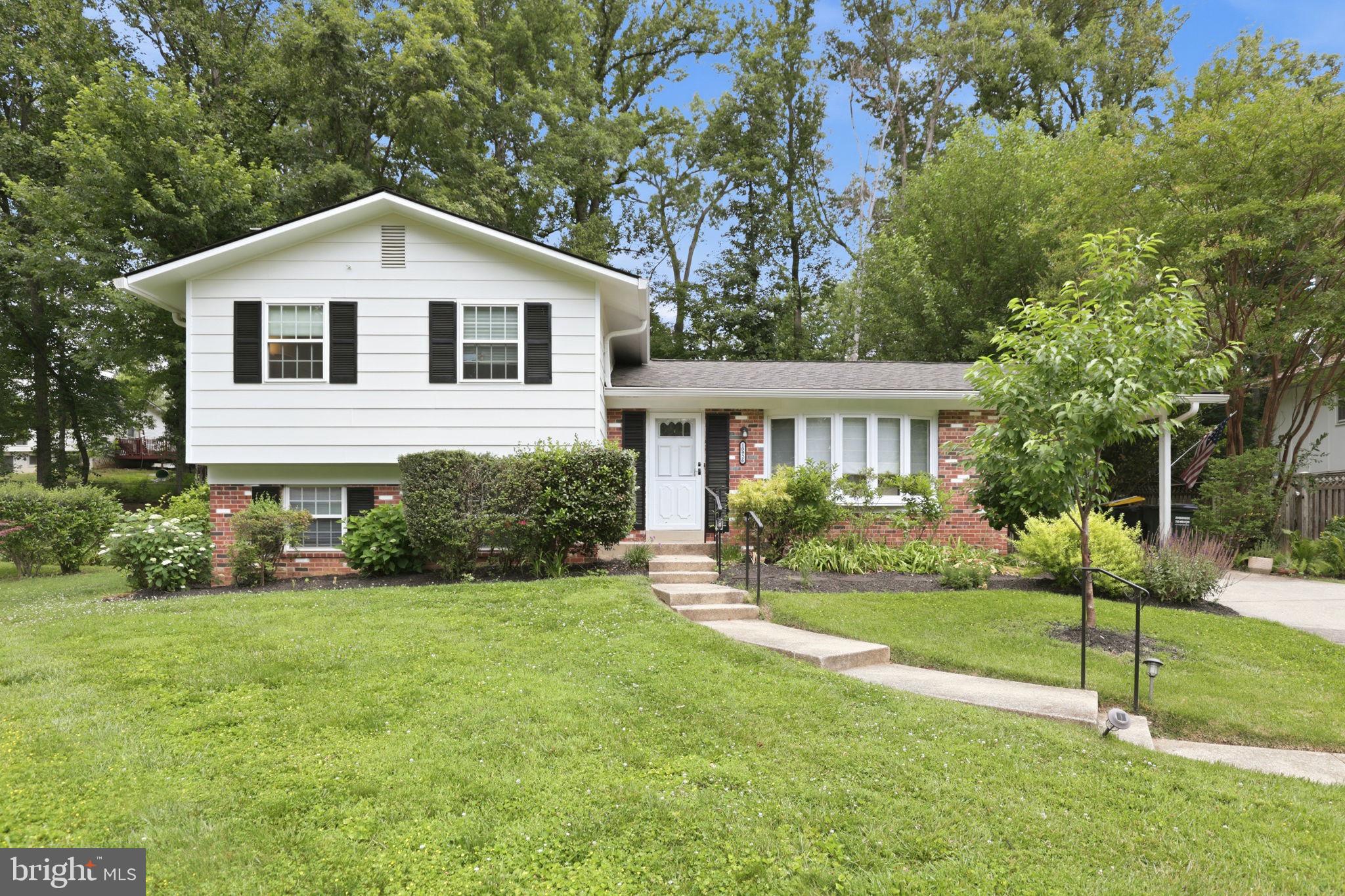 10926 Roma Street Fairfax, VA 22030 - Photo 1 of 43