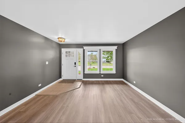 $314,900 | 401 Forest Drive, Kirkland, IL 60146