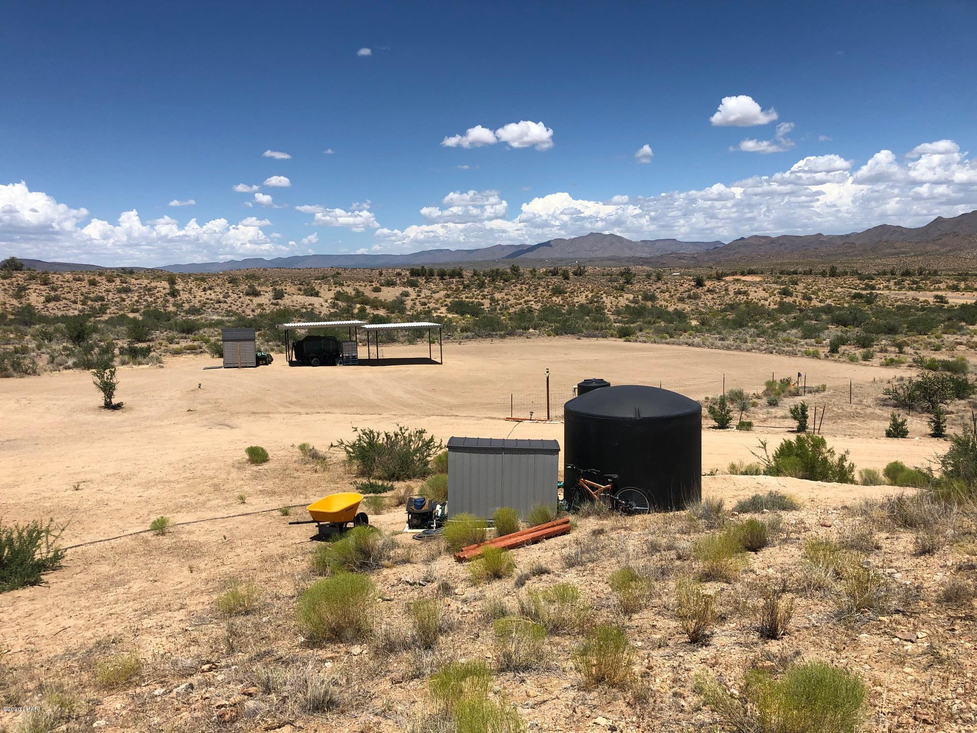5809 Windmill Road Kingman, AZ 86401 - Photo 2 of 22 IMG_5168