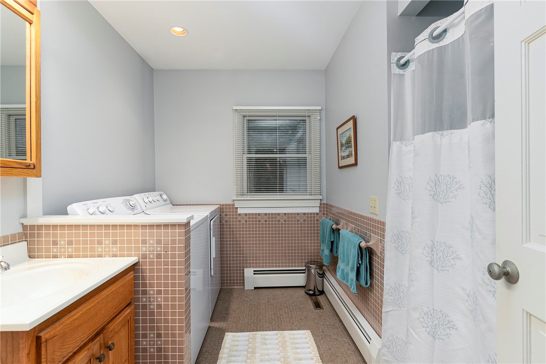 394 New Meadow Road Barrington, RI 02806 - Photo 21 of 32 Gallery Image 21