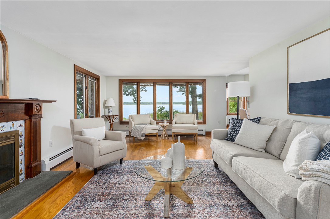 394 New Meadow Road Barrington, RI 02806 - Photo 8 of 32 Gallery Image 8