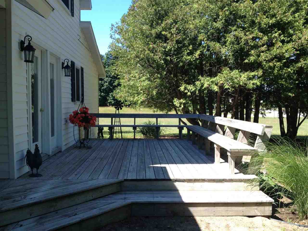 3324 South Maple Valley Road Suttons Bay, MI 49682 - Photo 8 of 28 1787907-7.JPG