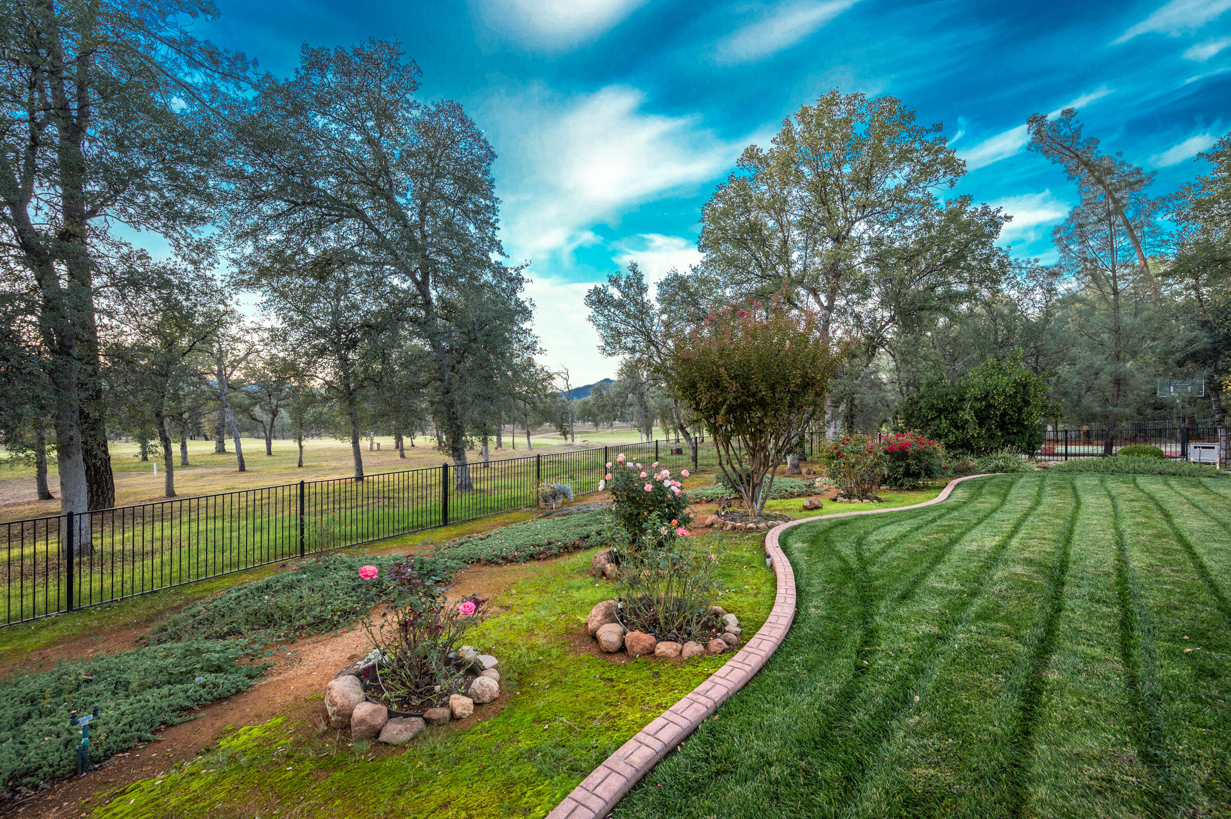 13276 Tierra Heights Road Redding, CA 96003 - Photo 41 of 43 tierra hghts (204 of 17)