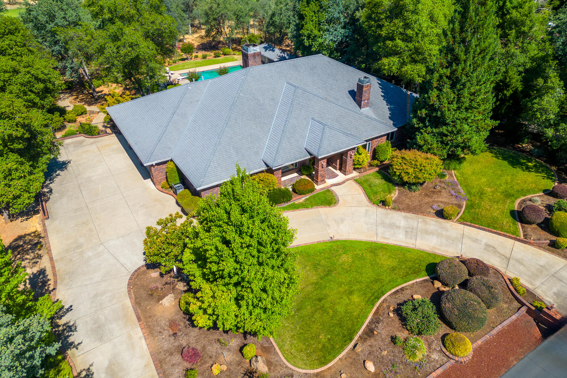 13276 Tierra Heights Road Redding, CA 96003 - Photo 42 of 43 DJI_0480-HDR
