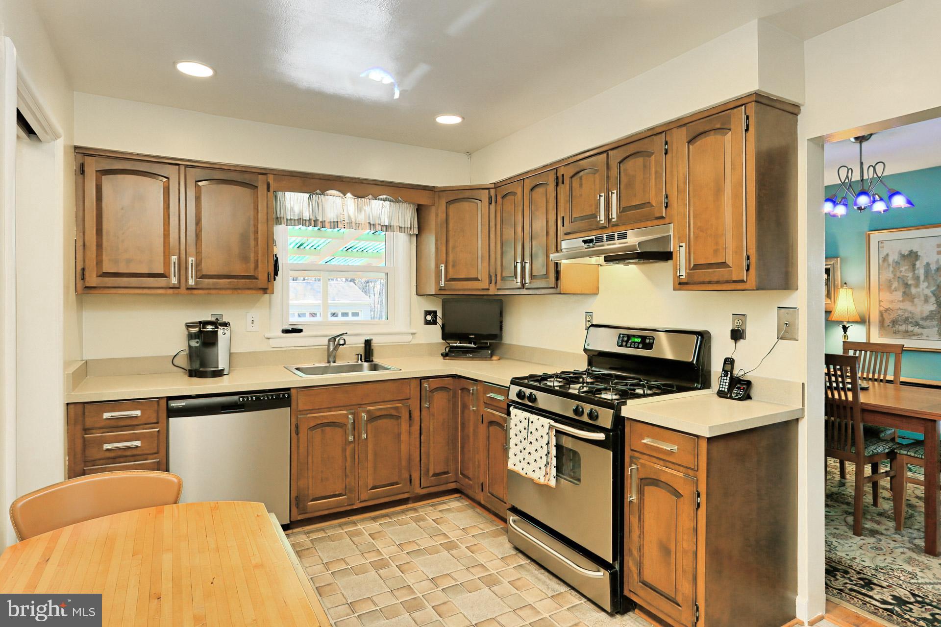 6523 Hackberry Street Springfield, VA 22150 - Photo 13 of 42