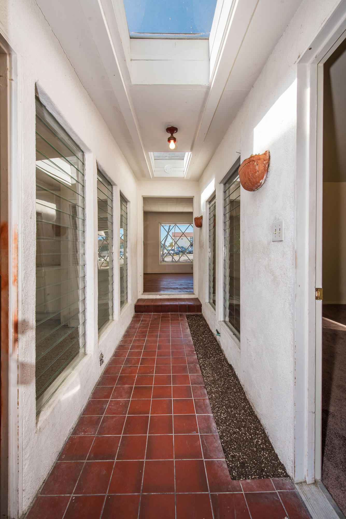 2622 Las Positas Road Santa Barbara, CA 93105 - Photo 17 of 22 20web