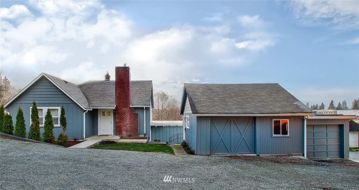 16768 Blodgett Road Mount Vernon, WA 98274 - Photo 1 of 25 Gallery Image 1