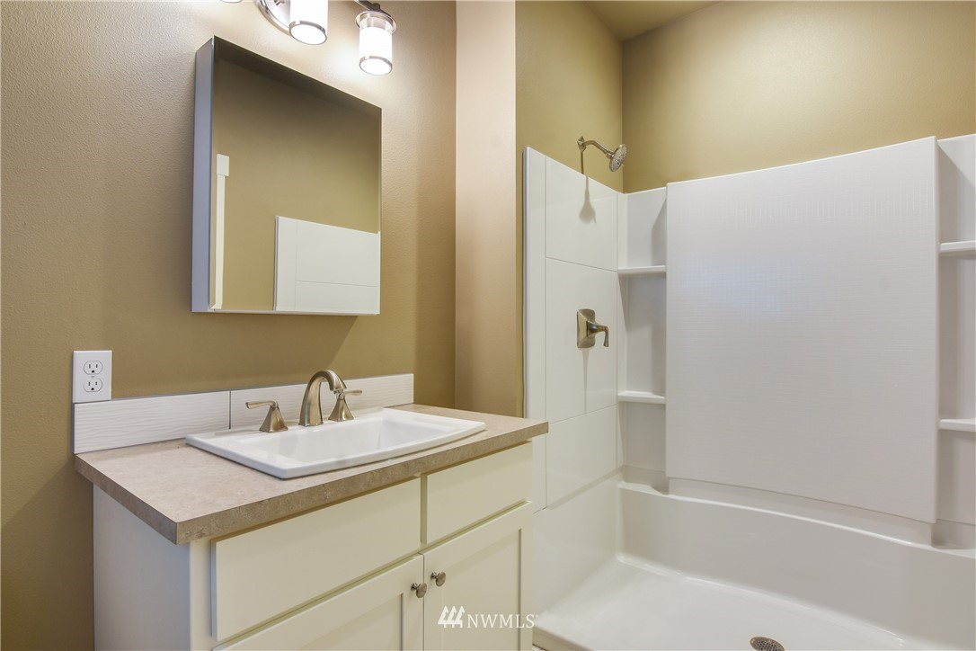 16768 Blodgett Road Mount Vernon, WA 98274 - Photo 15 of 25 Gallery Image 15