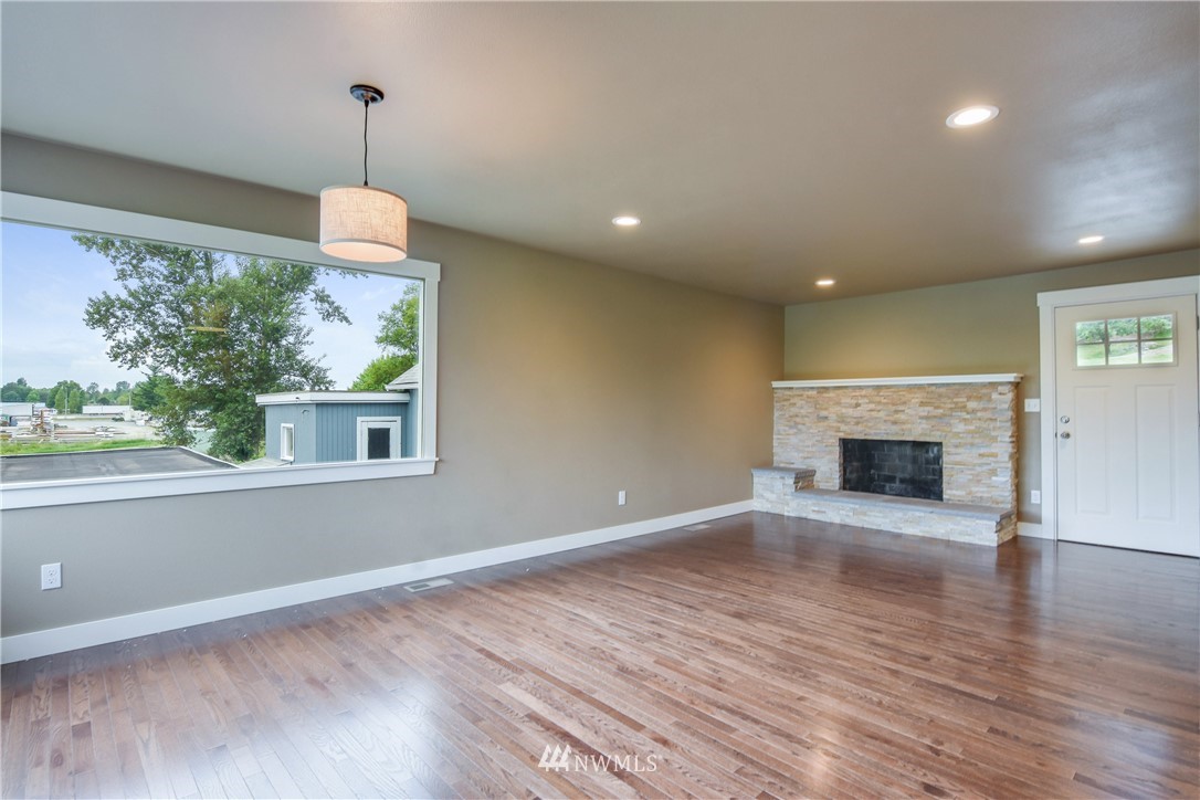 16768 Blodgett Road Mount Vernon, WA 98274 - Photo 10 of 25 Gallery Image 10