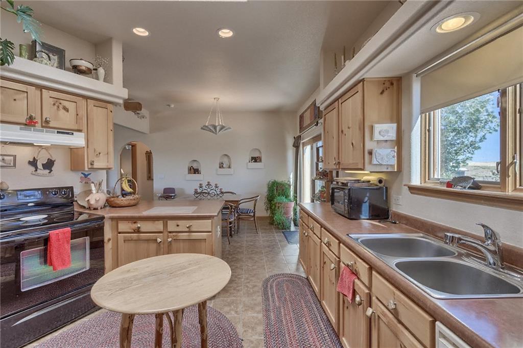 13110 Log Road Peyton, CO 80831 - Photo 8 of 28
