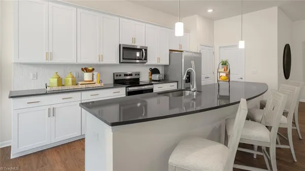 $485,175 | 106 Mary Montrose Boulevard, Jamestown, NC 27282