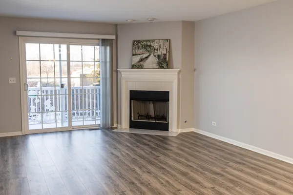 $3,300 | 228 West Fairview Way, Palatine, IL 60067